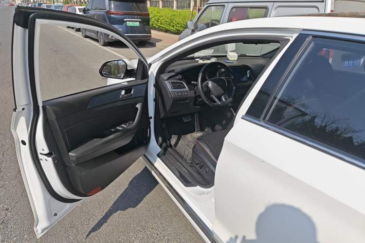 Used Hyundai Sonata 2015 1.6T GLS Smart Model
