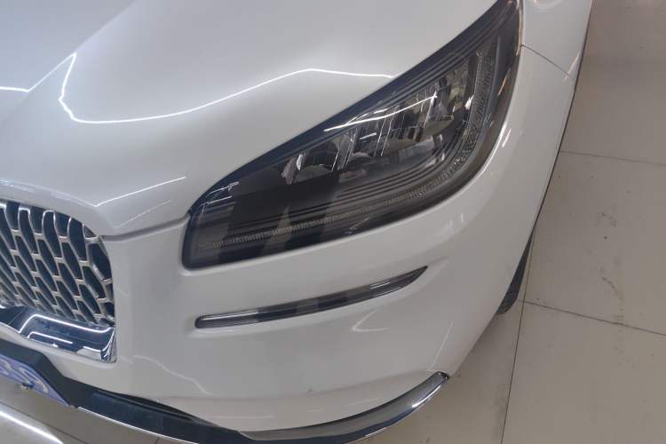 Used Lincoln Corsair 2021 2.0T Two-Wheel Drive Deluxe Edition
