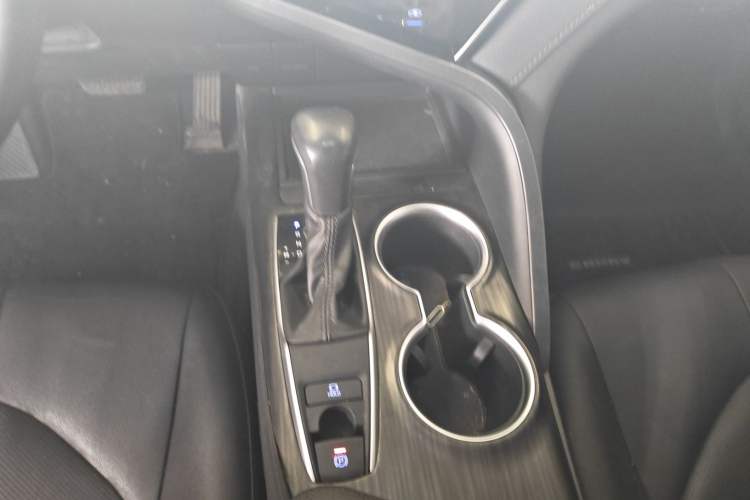 Used Toyota Camry 2021 2.0G Luxury Edition