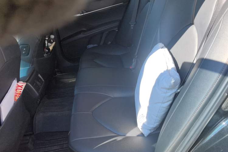 Used Toyota Camry 2019 Revised Version 2.0G Luxury Edition Left Rear Seat