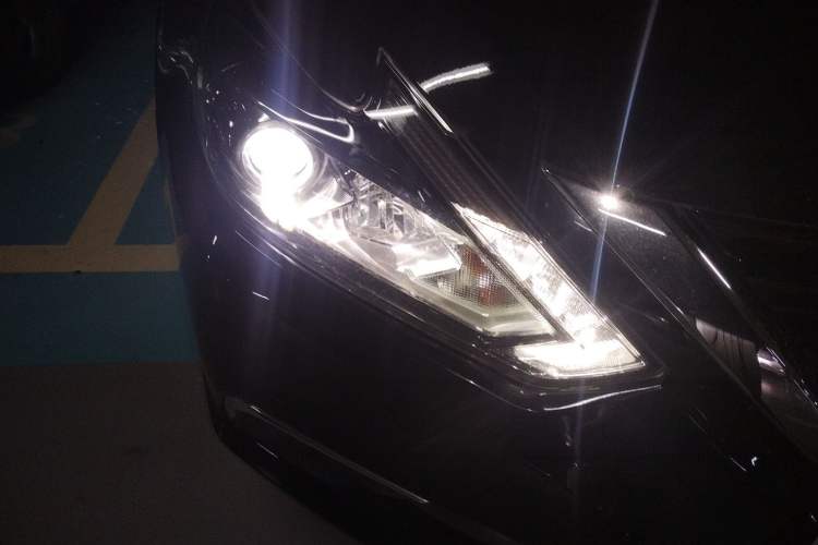 Used Nissan Teana 2016 Revised Version 2.0L XL Comfort Edition Right Front Headlight