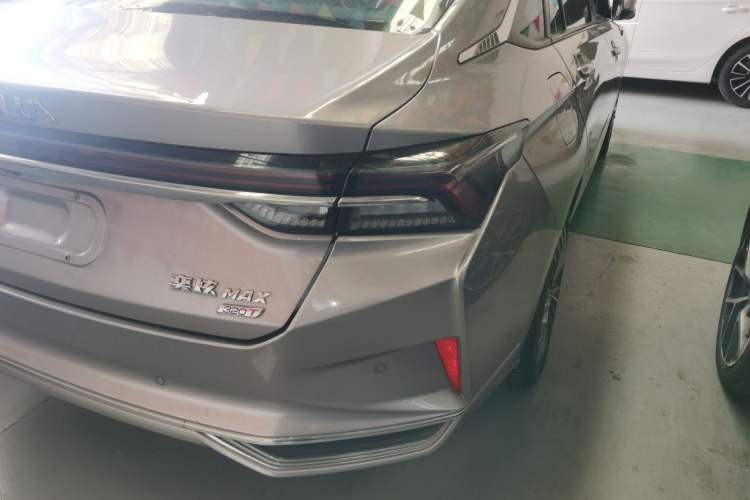 Used Dongfeng Aeolus Yixuan MAX 2021 1.5T Ultra-Stylish Trendsetter Edition