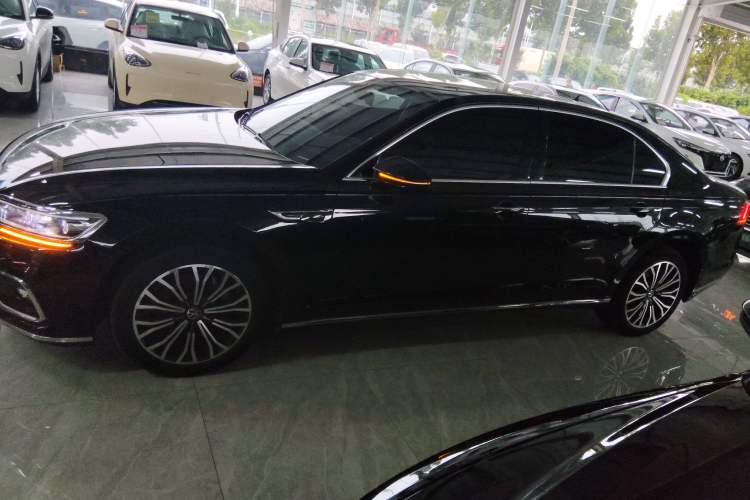 Used Volkswagen Phideon 2021 380TSI Luxury Edition