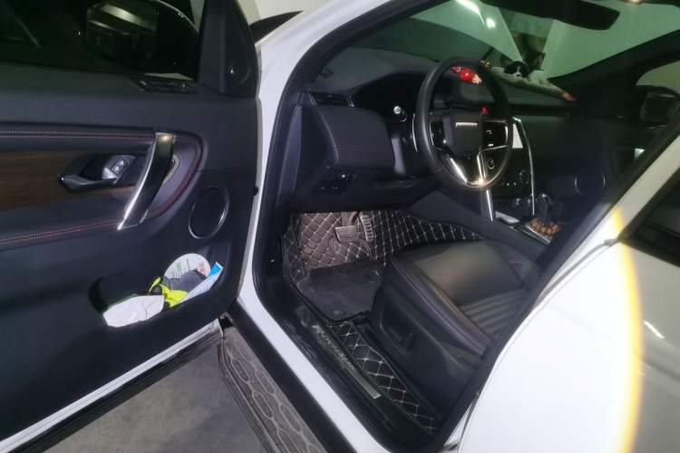 Used Land Rover Discovery Sport 2023 249 PS R-Dynamic S Performance Edition
