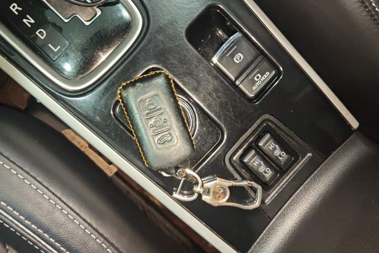 Used Mitsubishi Outlander 2020 2.4L 4x4 Zhi Xiang Edition 7-Seater Interior 1