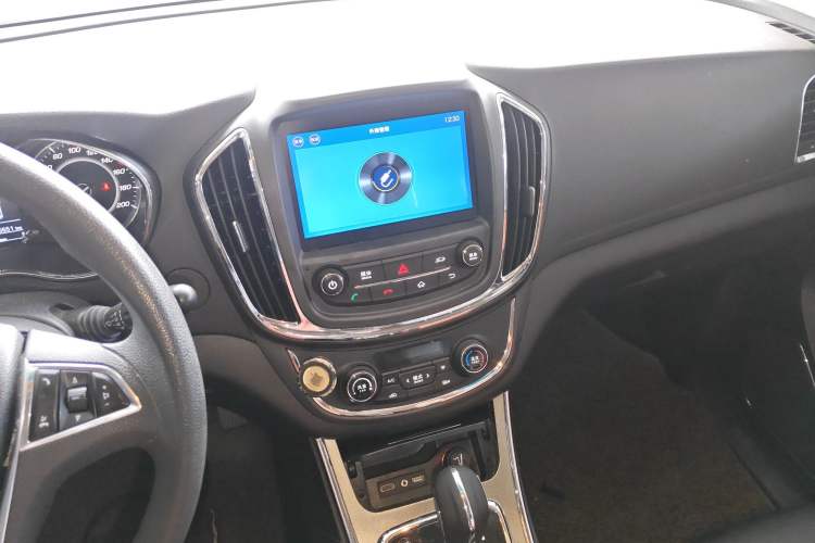 Used Baojun 560 2016 1.8L iAMT Elite Edition
