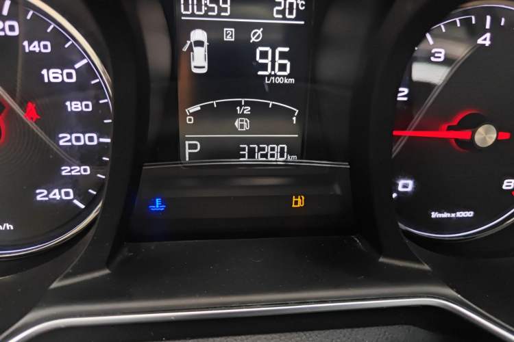 Used MG 6 2019 20T Automatic Sport Edition Odometer Close Up
