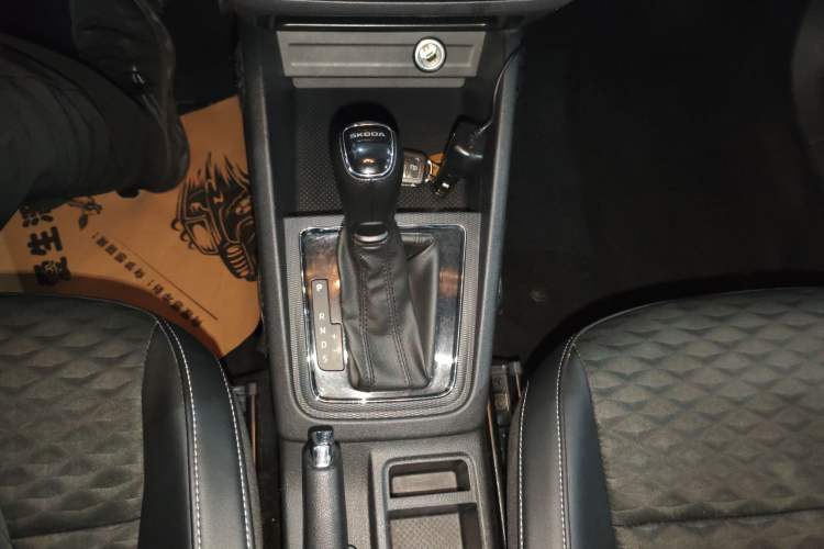 Used Skoda Kamiq 2018 1.5L Automatic Comfort Edition China V Standard Gear Lever