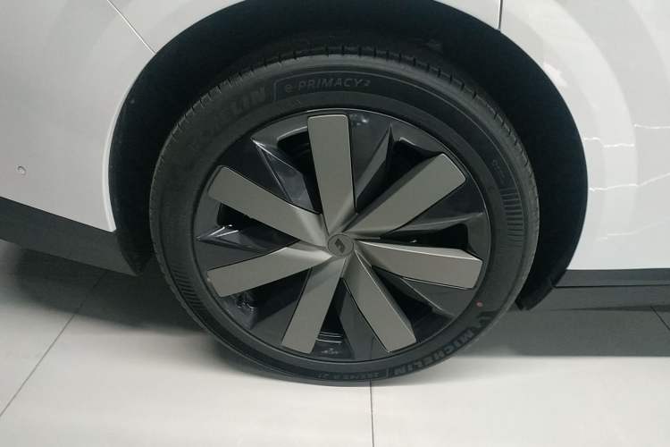 Used Li Auto i8 2025 Model Standard Version