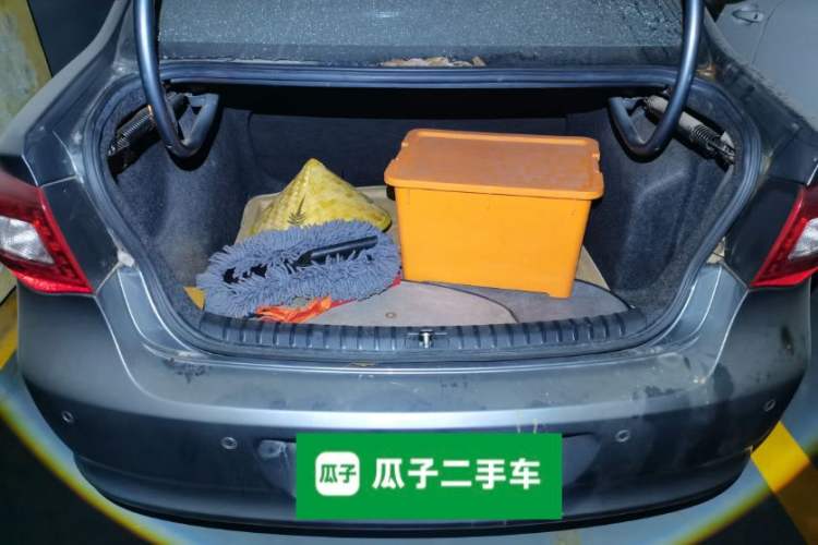 Used Volkswagen Bora 2011 1.6L Manual Fashion Edition
