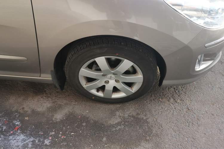 Used Peugeot 408 2013 1.6L Manual Comfort Edition
