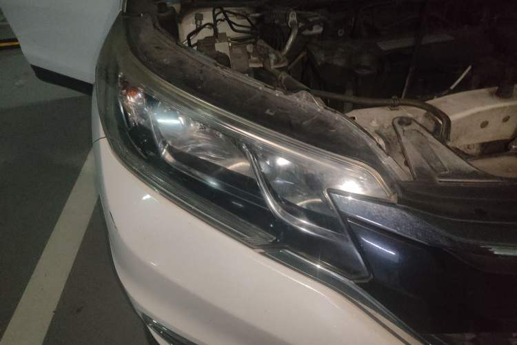 Used Honda CR-V 2015 2.4L four-wheel drive luxury version
