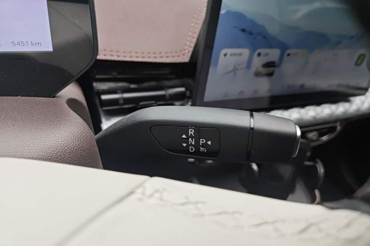 Used JAC Yiwei 3 2025 405 km Luxury Edition
