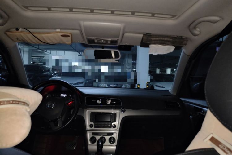 Used Volkswagen Lavida 2013 1.6L Automatic Comfort Edition Headliner