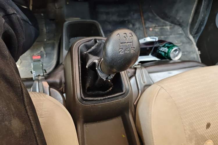 Used Wuling Rongguang S 2021 1.2L Base Model 7-Seater LSI
