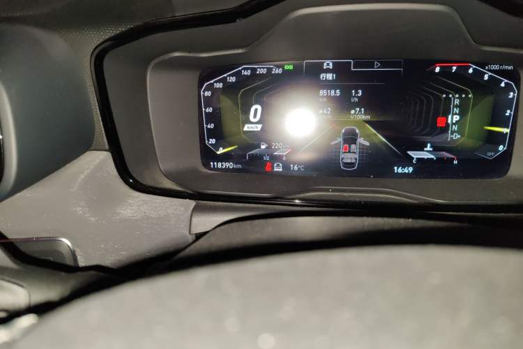 Used Lynk & Co 03 2021 1.5TD DCT JingPro
