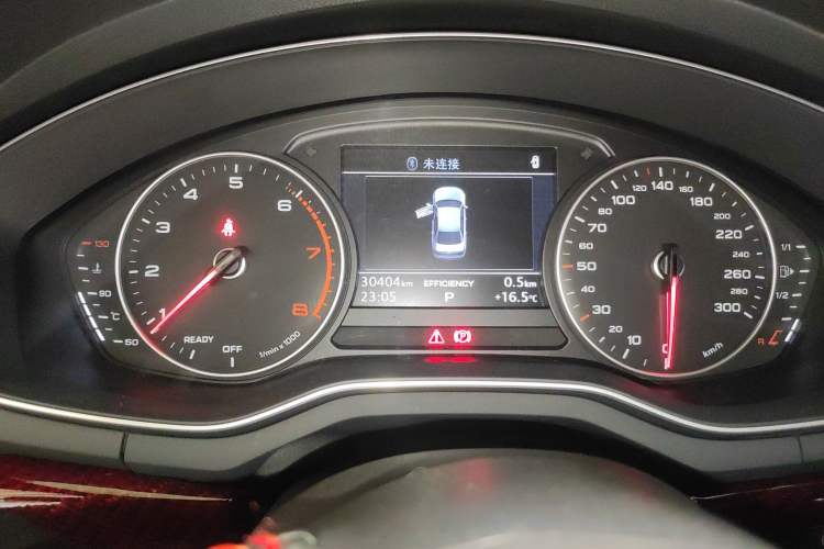 Used Audi A4L 2017 40 TFSI Ambition Edition
