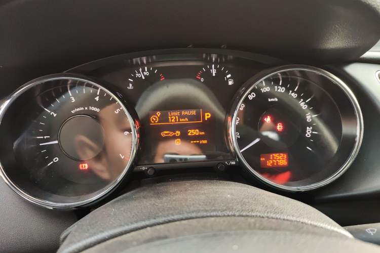 Used Peugeot 3008 2013 2.0L Automatic Trend Edition