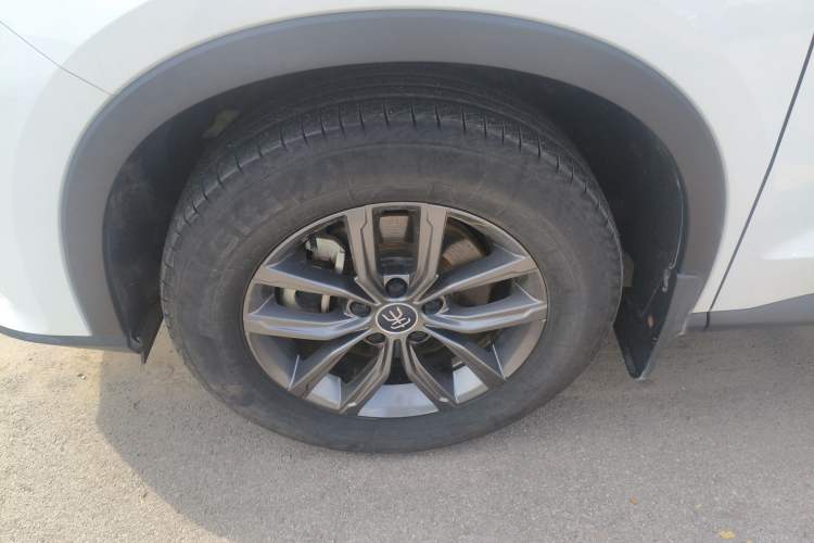Used BYD Song Pro 2020 1.5T Manual Elite Model Left Front Wheel Hub