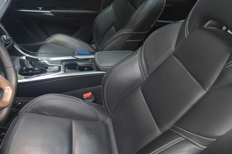 Used Lynk & Co 01 2017 2.0T Two-Wheel Drive Pro Edition
