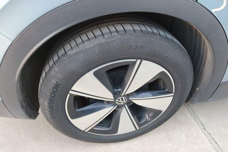 Used Volkswagen ID.4 X 2025 Smart Version Pure & Intelligent Enjoyment Edition Right Rear Wheel Hub