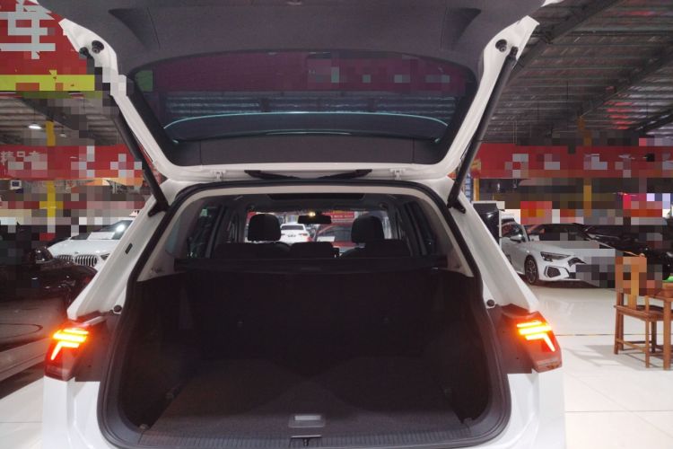 Used Volkswagen Tiguan L 2022 330TSI Automatic Two-Wheel Drive R-Line Enhanced Edition
