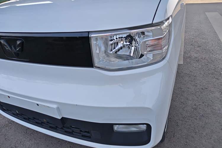 Used Wuling Hongguang MINIEV 2022 Easy Version Lithium Iron Phosphate
