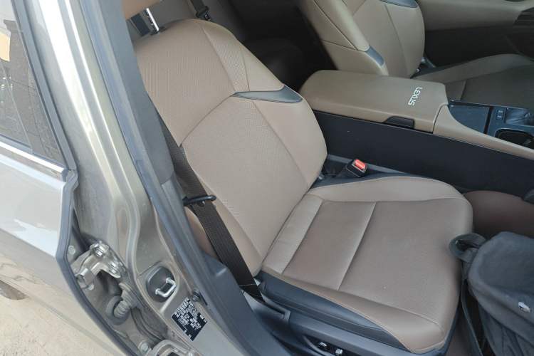 Used Lexus ES 2023 200 Excellence Edition