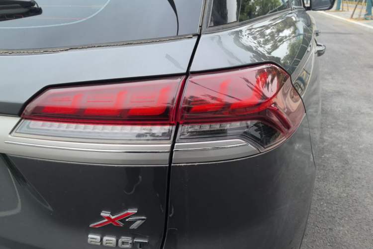 Used CHANGAN OSHAN X7 2020 1.5T Automatic Luxury Version