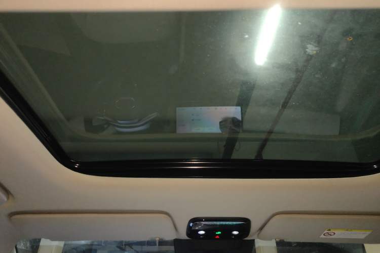 Used Lynk & Co 08 EM-P 2023 245km Ultra-Long Range Halo Headliner