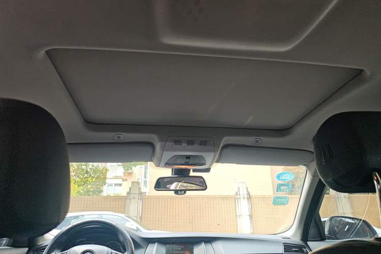 Used BMW 5 Series 2017 520Li Elegant Edition
