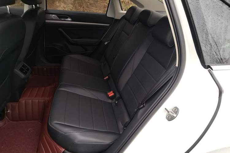 Used Volkswagen Lavida 2019 1.5L Automatic Comfort Edition China VI Standard