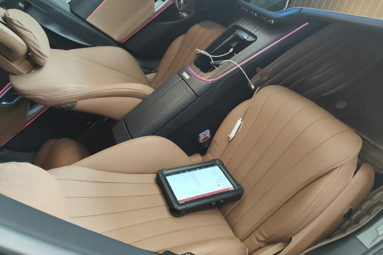 Used Mercedes-Benz E-Class 2024 E 300 L Stylish Model
