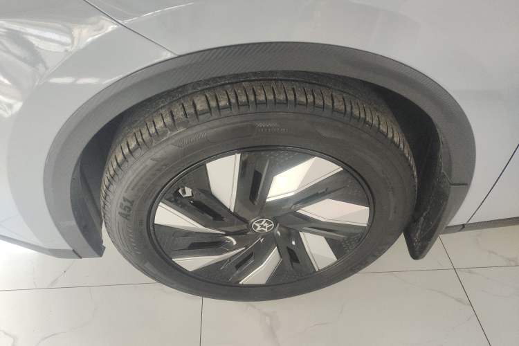 Used Venucia V DD-i 2023 60km iD Version