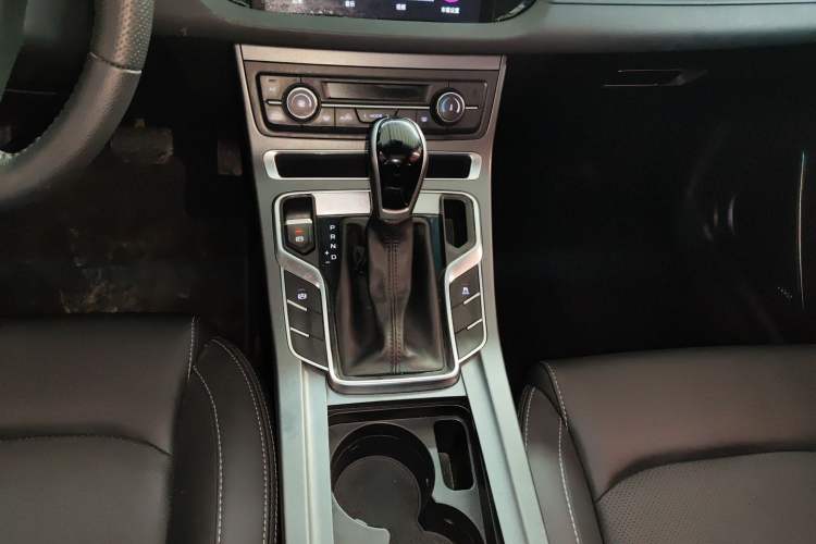 Used Geely Auto Emgrand 2018 1.5L CVT Upward Connect Edition