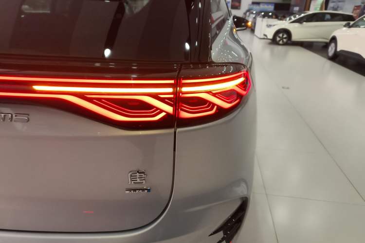 Used BYD Tang New Energy 2025 Model Smart Drive Version DM-i 175KM Deluxe Version