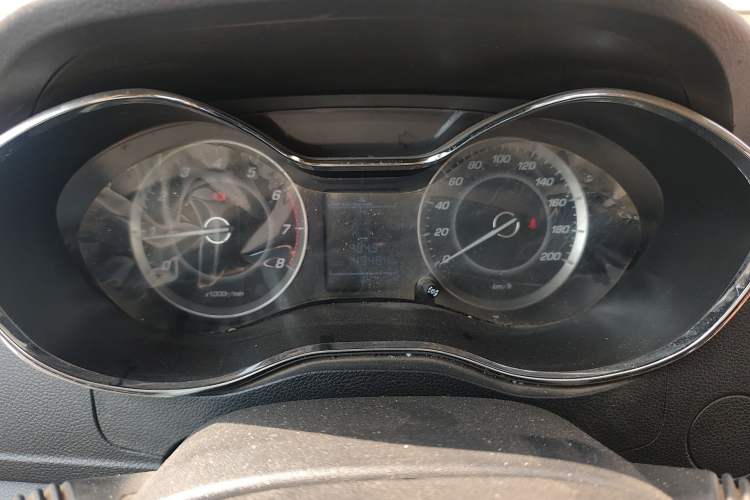 Used Baojun 560 2015 1.8L manual Comfort trim level
