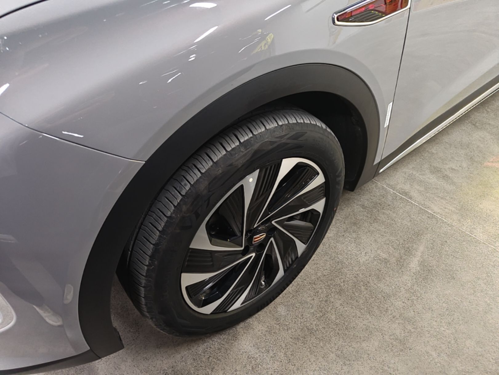 Hongqi HS7 PHEV 2024 2.0T PHEV Four-Wheel-Drive Flagship Edition 6 Seats — снимка 10