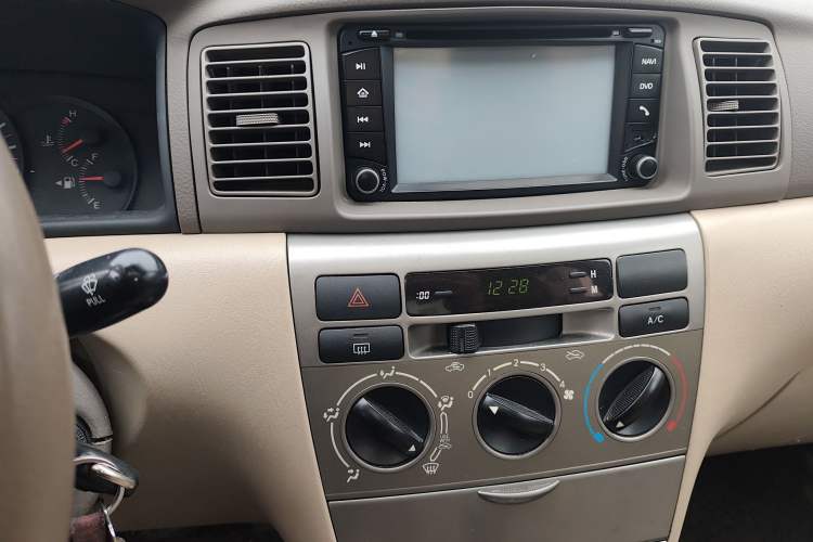 Used Toyota Corolla EX 2011 1.6L Automatic Luxury Edition