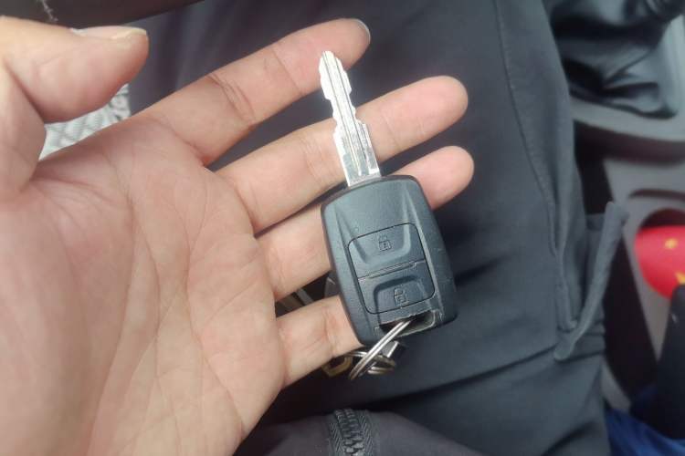 Used Wuling Hongguang V 2022 1.5L Jingqu Edition Electric-Assist LAR