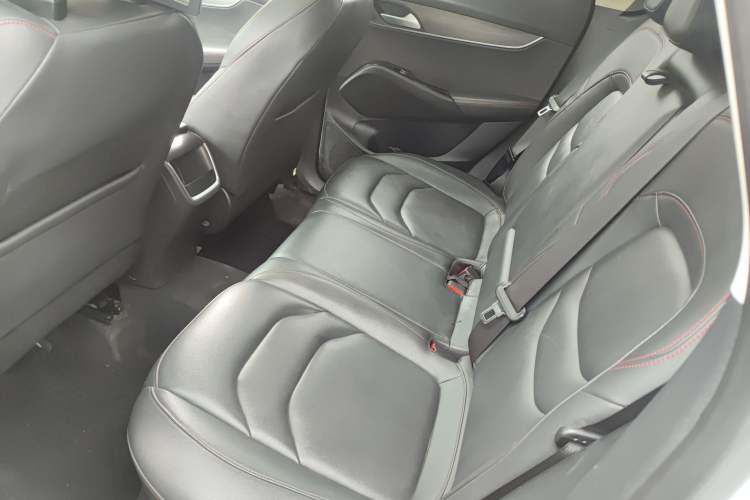 Used BORGWARD BX5 2017 20TGDI Automatic Two-Wheel Drive Pioneer Edition Left Rear Seat