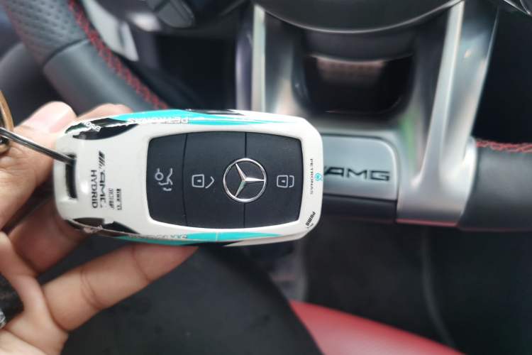 Used Mercedes-Benz C-Class AMG 2019 AMG C 43 4MATIC Coupe Vehicle Key