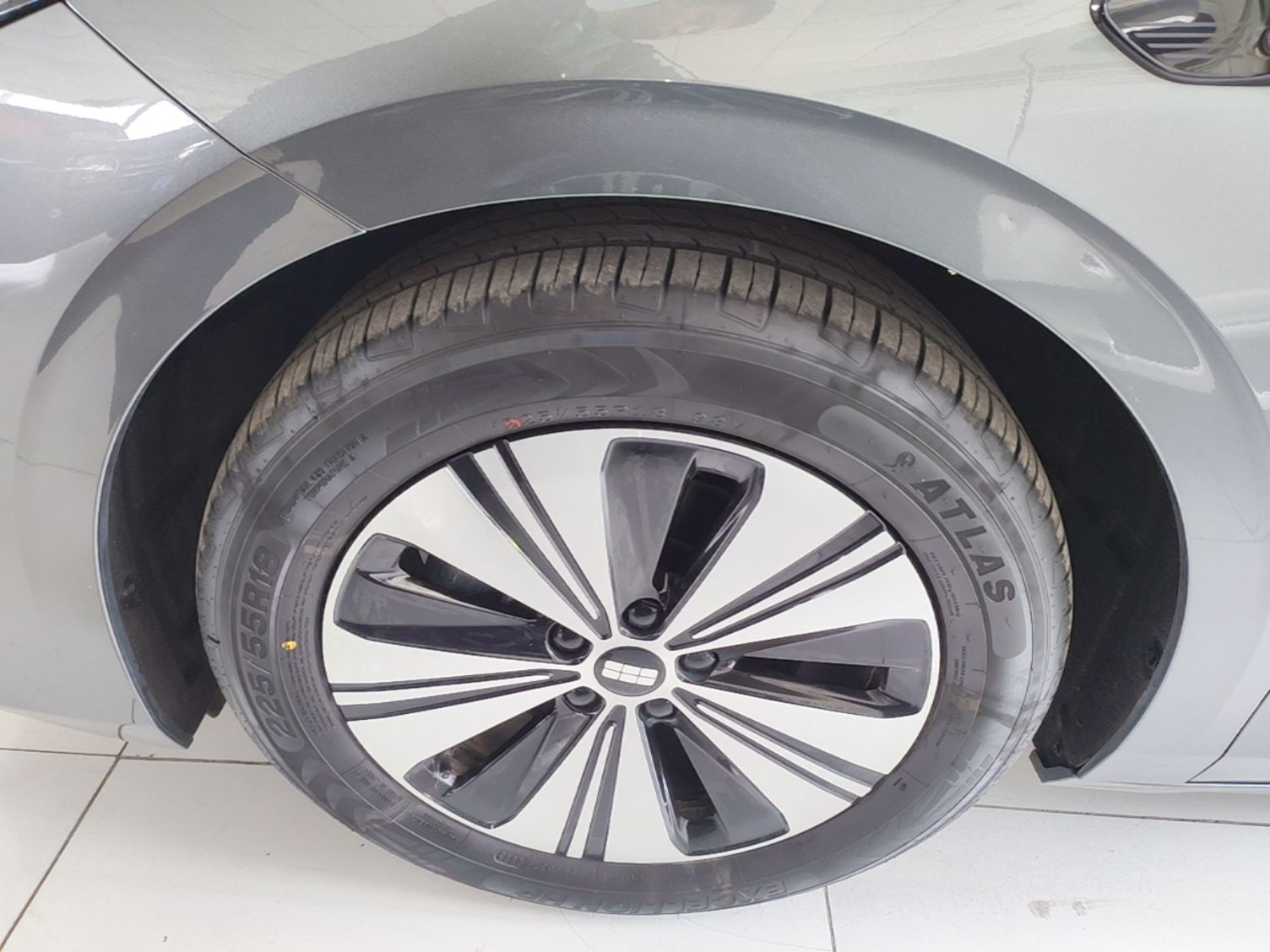 Geely Galaxy A7 2025 Model EM-i 150km Long-Distance Edition — снимка 10