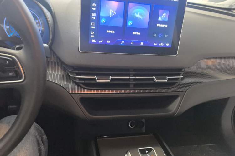 Used Hongqi E-QM5 2023 Revised Version Basic Travel Edition
