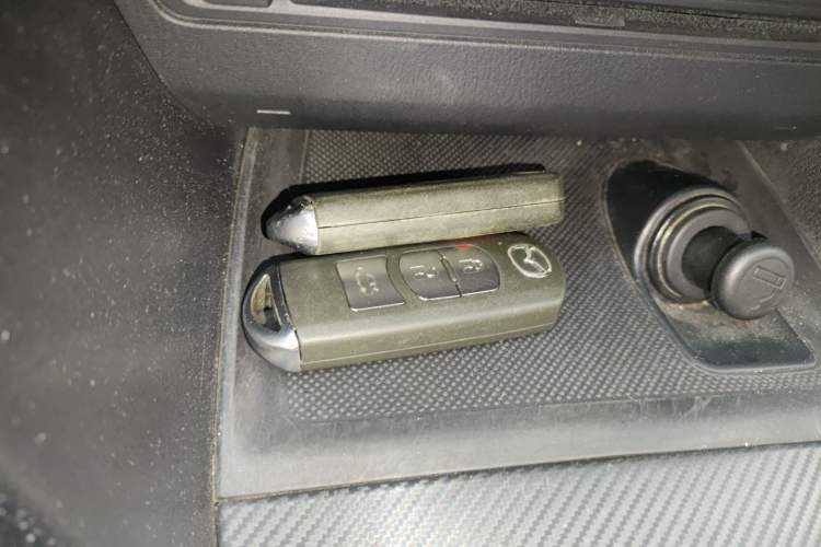 Used Mazda Mazda 3 Axela 2016 Sedan 1.5L Automatic Comfort Model