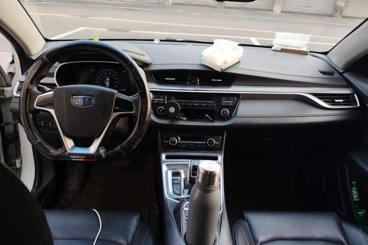 Used Geely Auto Emgrand New Energy 2018 EV450 Ambition Model Center Console