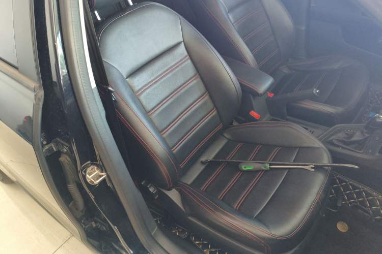 Used Volkswagen Lavida 2017 1.6L Automatic Fashion Edition
