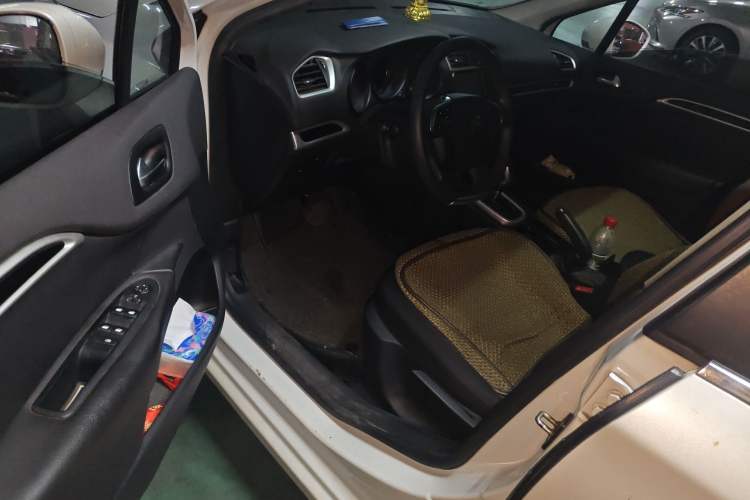 Used Citroen C4L 2014 1.8L Intelligent Drive Automatic Enjoyment Model
