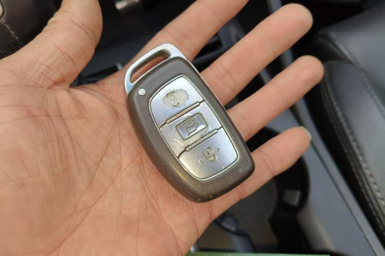 Used Hyundai Tucson 2018 1.6T Dual-Clutch Two-Wheel Drive 15th Anniversary Special Edition