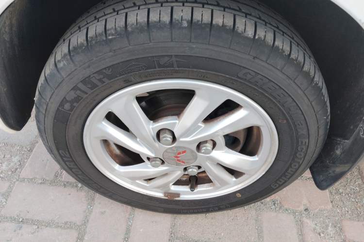 Used Wuling Hongguang MINIEV 2020 Freedom Version Lithium Iron Phosphate Exterior 4